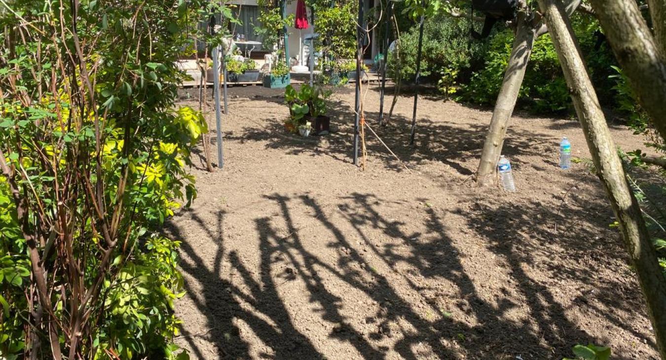 Aménagement de jardin & Pose de pelouse en rouleaux L'Isle-Adam
